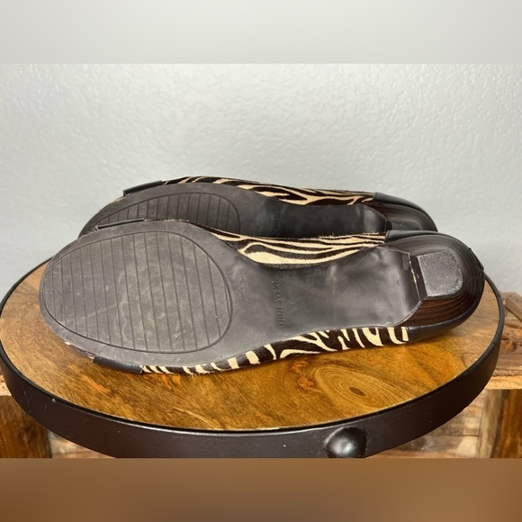 291. Nine West Leopard Print Low Pump Size 7 - Picture 7 of 7